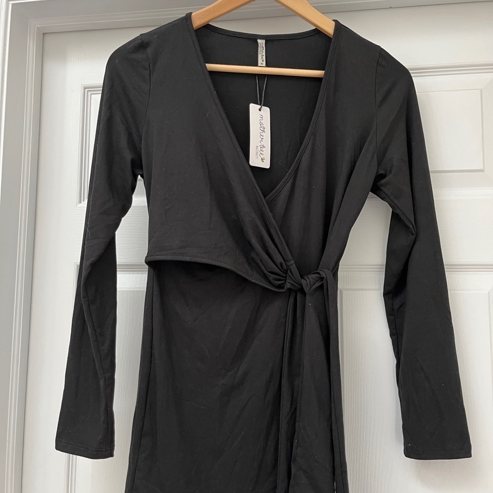 NWT Mother bee maternity wrap long sleeve shirt - size medium